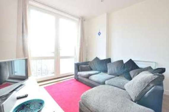 1 bedroom Flat for s...